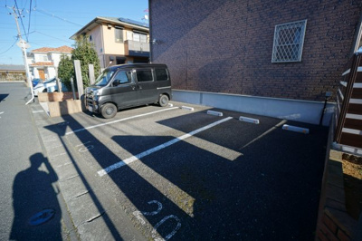 【駐車場】 | ＲｏｙａｌＧａｒｄｅｎ400＆16Ｃ