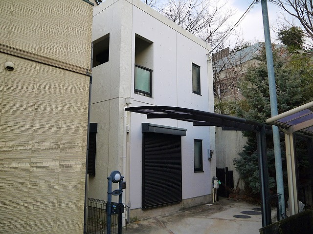 学園中戸建の外観