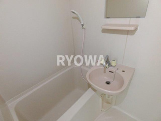 【浴室】 | レオパレスアーバンライフ | 掲載の写真は退去前の写真となります。