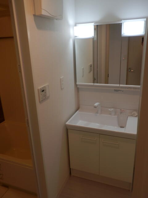 ユリカロゼ篠崎駅前の洗面所