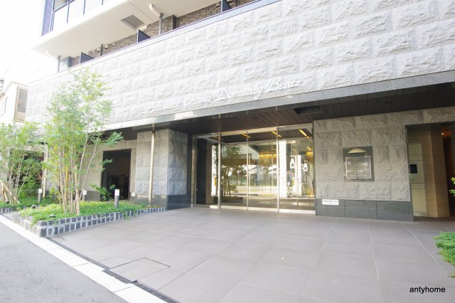 プレサンスOSAKA DOME CITYビーツ　仲介手数料無料のエントランス