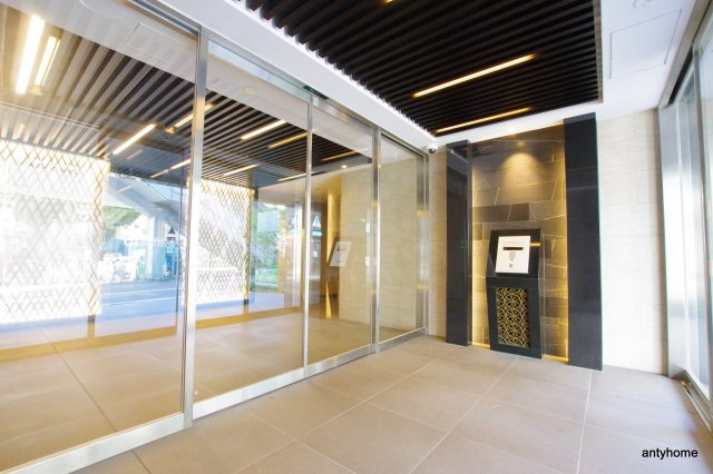 プレサンスOSAKA DOME CITYビーツ　仲介手数料無料のロビー