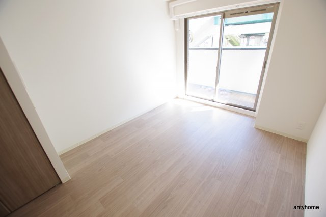 プレサンスOSAKA DOME CITYビーツ　仲介手数料無料の洋室