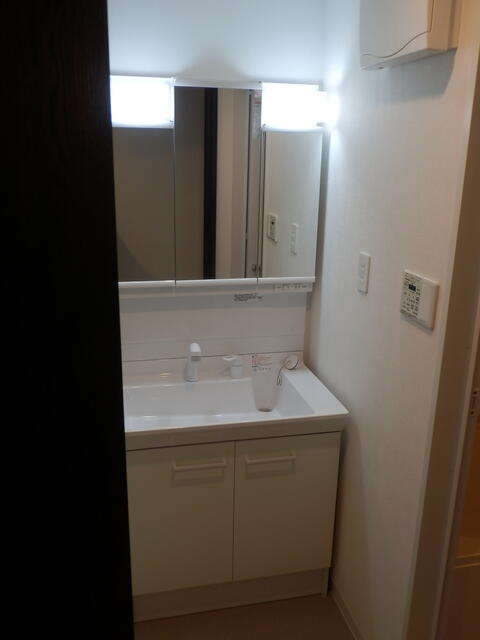 ユリカロゼ篠崎駅前の洗面所