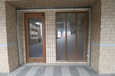 【玄関】 | ステップビル