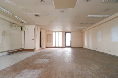 【内装】 | ステップビル