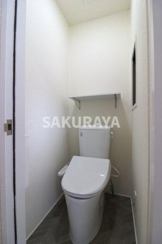 エンパレスV5のトイレ|2023年撮影。現況と異なる場合があります。