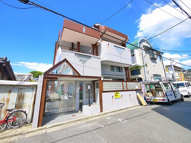 シティパレス奈良町Ｐ２の外観|おしゃれな外観です