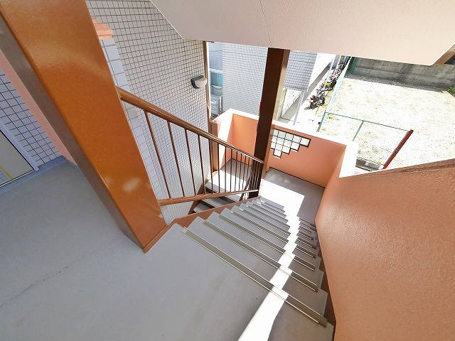 シティパレス奈良町Ｐ２のその他共用部分|共用階段
