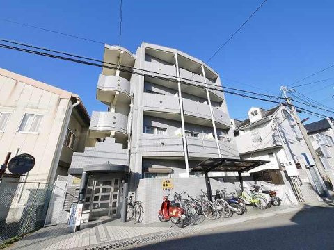 シティパレス佐保川Ｐ６の外観|キレイな外観です。