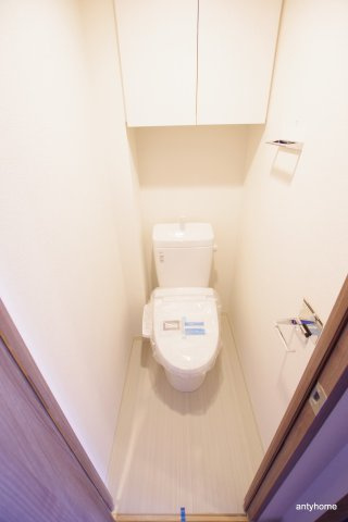 プレサンス新大阪イオリア　仲介手数料無料のトイレ