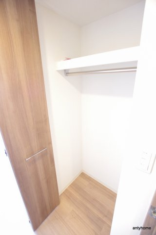 プレサンス新大阪イオリア　仲介手数料無料の収納