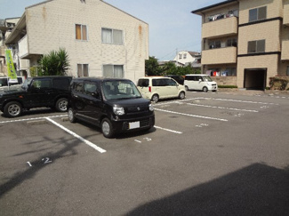 【駐車場】