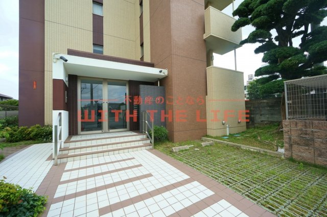 イーハトーブ櫛原【10,000円キャッシュバック対象物件】のエントランス|清潔なエントランスです