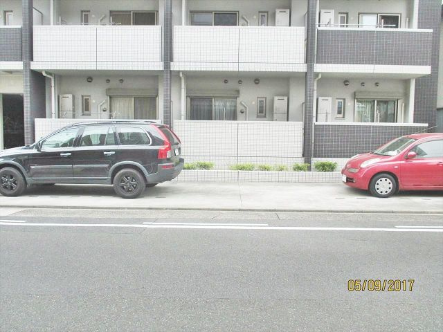 ラフレシールドゥの駐車場|ラフレシールドゥ