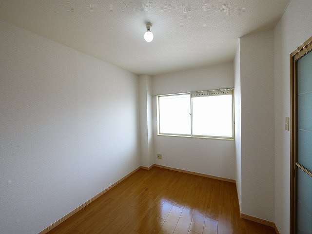 サニーサイド三笠Aのキッチン|使いやすいキッチンです