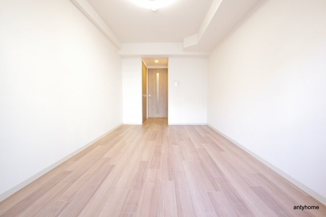 ララプレイス大阪城公園ノルド　仲介手数料無料の居間・リビング