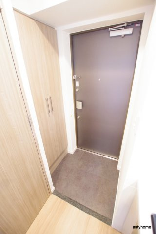 ララプレイス大阪城公園ノルド　仲介手数料無料の玄関