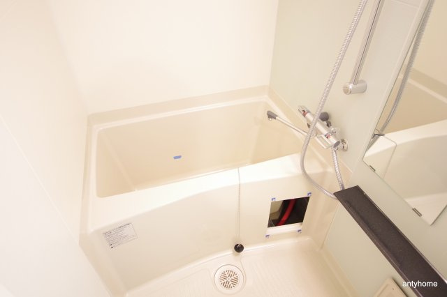 ララプレイス大阪城公園ノルド　仲介手数料無料の浴室