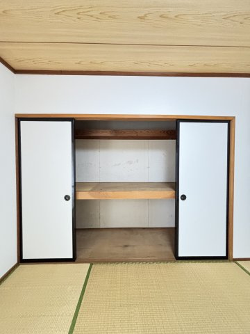 富谷マンションの収納