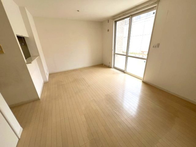 【居間・リビング】 | ガーデンコート西岡本