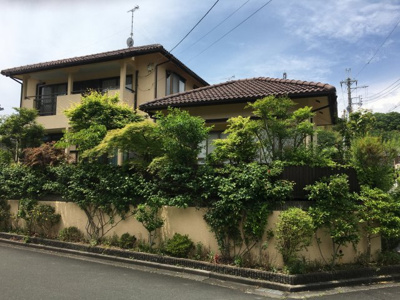 【外観】 | 大津市仰木の里7丁目12-12　中古戸建 | 東側から