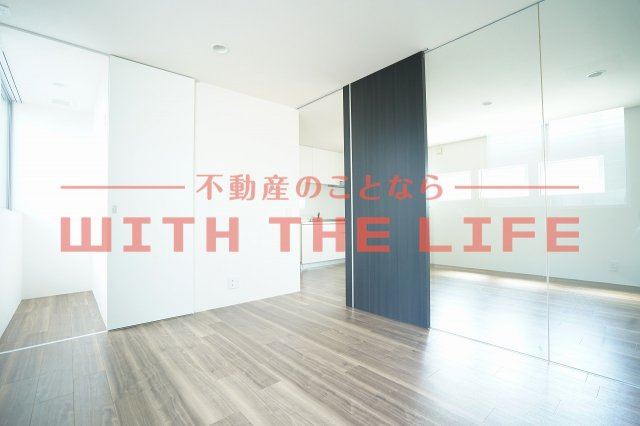 La Luce（ラルーチェ）【10,000円キャッシュバック対象物件】の洋室|スタンダードな洋室です