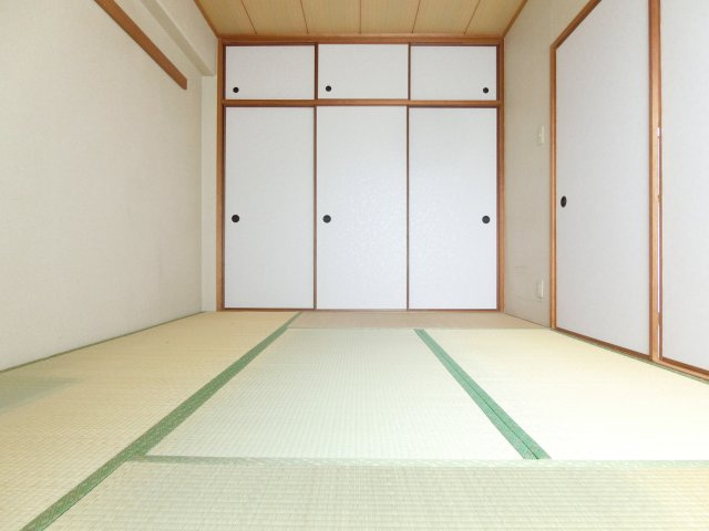 グランパス富田林の和室