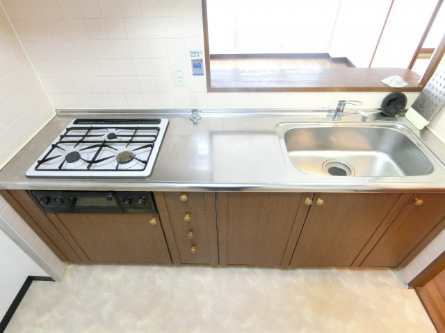 グランパス富田林のキッチン