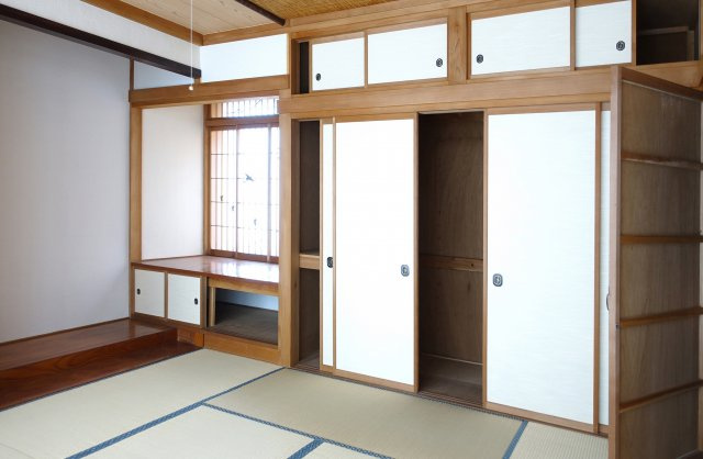 【居間・リビング】 | 新潟市北区松浜本町一丁目　貸家