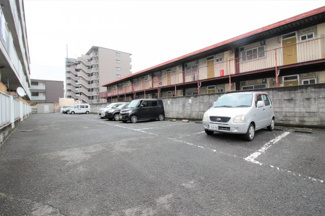 【駐車場】