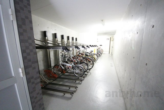 カーサリック同心　仲介手数料無料の駐車場