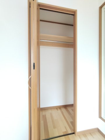 【収納】 | 使いやすいクローゼットタイプの収納です。