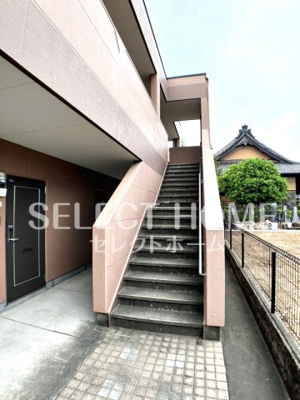 【エントランス】 | エル・アールＫ．Ａ | ゆとりのあるエントランスです