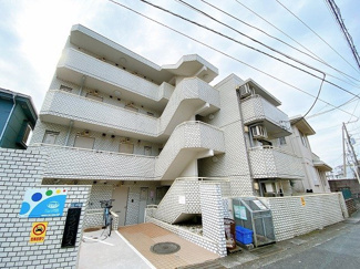 【外観】 | 小田急線「読売ランド前」駅まで徒歩7分！「生田」駅も徒歩10分！2駅利用可能で通勤通学・お買物にも便利な立地の4階建てマンションです♪