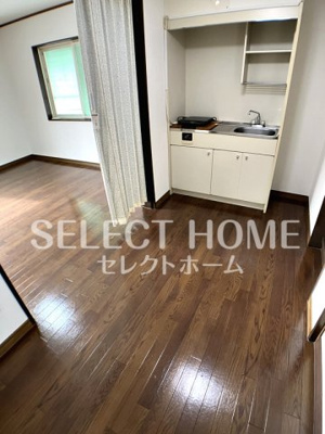 【居間・リビング】 | Ｍ・Ｏハイツ | こちらのリビングで趣味の時間をお楽しみください