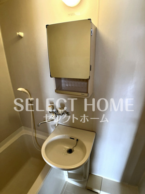 【洗面所】 | Ｍ・Ｏハイツ | 忙しい朝には欠かせない洗面所です