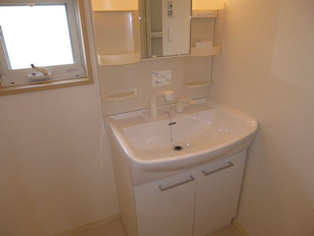 フォルテＣの独立洗面台|洗髪洗面化粧台