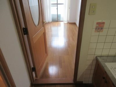 REVERY朱雀（リバリー朱雀）の展望|廊下から～