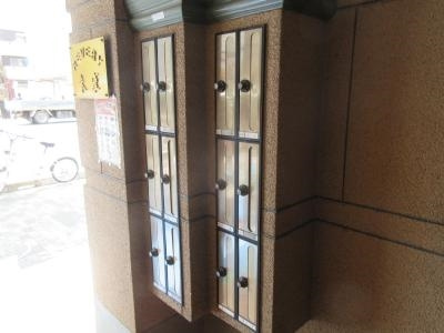 REVERY朱雀（リバリー朱雀）のその他共用部分|集合ポスト