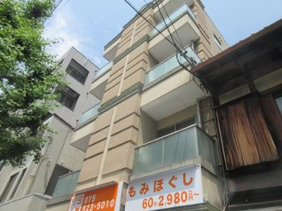 REVERY朱雀（リバリー朱雀）の外観