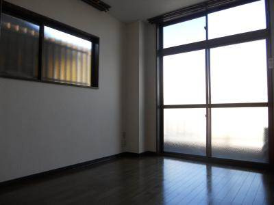 コーポエスポワールの子供部屋|洋室