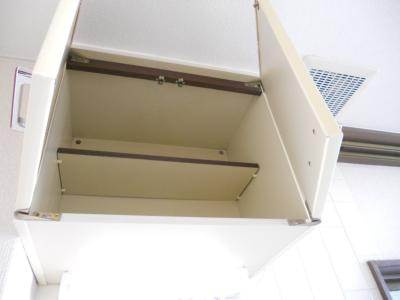 コーポエスポワールの収納|キッチン上部棚