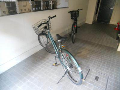 コーポエスポワールの駐車場|駐輪スペース