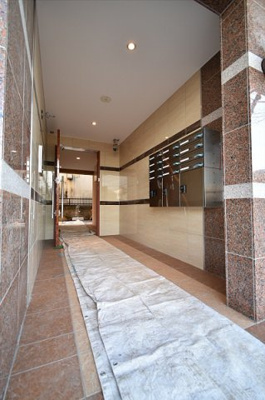 【エントランス】 | オーチャード弐番館