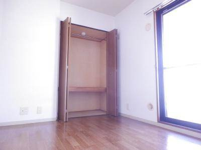 フローラみずほの洋室|洋室収納