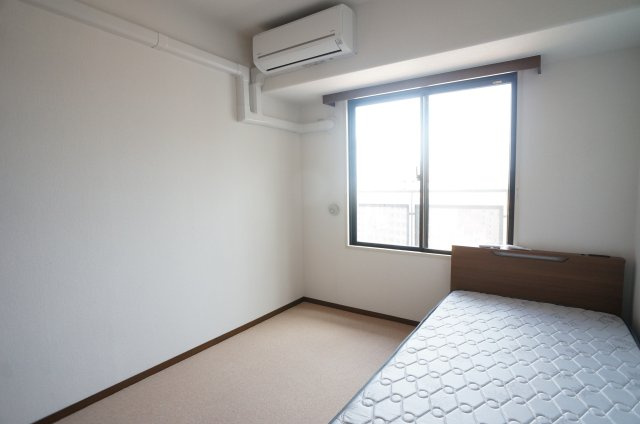 【寝室】 | 三田カルチャータウン・リフォレB棟 | フローリングに変更済み