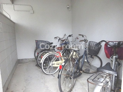 【その他共用部分】 | 紙谷第1マンション | 駐輪場です