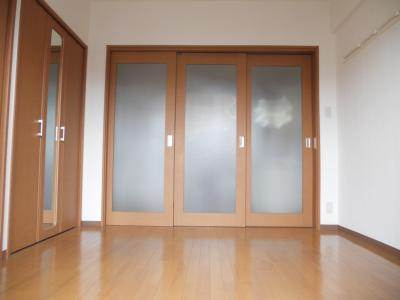 ヒーリングタワー七条大宮の洋室|洋室