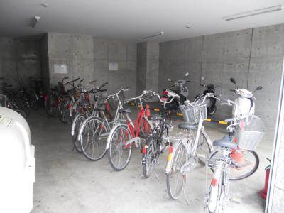 ヒーリングタワー七条大宮の駐車場|駐輪場